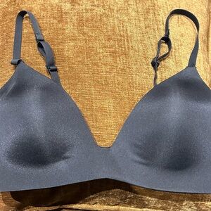 SKIMS Wireless Lightly Lined Bra
